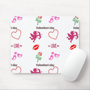 Valentine's day pattern on white mouse mat