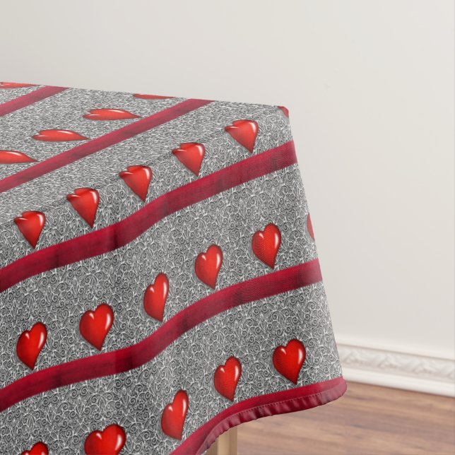 Valentine's Day Tablecloth Heart (In Situ)