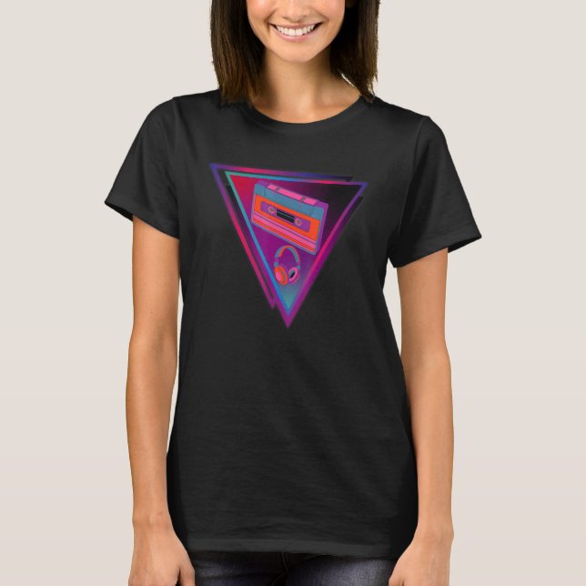 Vaporwave triangle Synthwave Cassete DJ Tape Headp T-Shirt (Front)