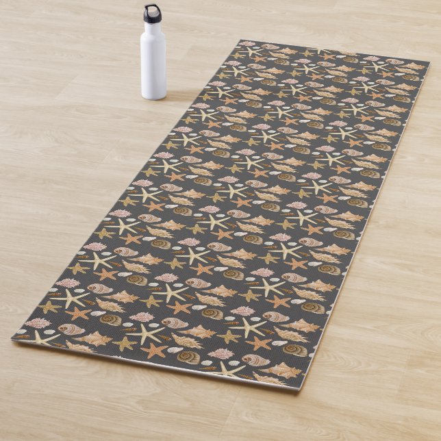Various seashells pattern yoga mat (In Situ)