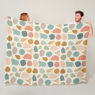 Various shapes in pastel colours fleece blanket