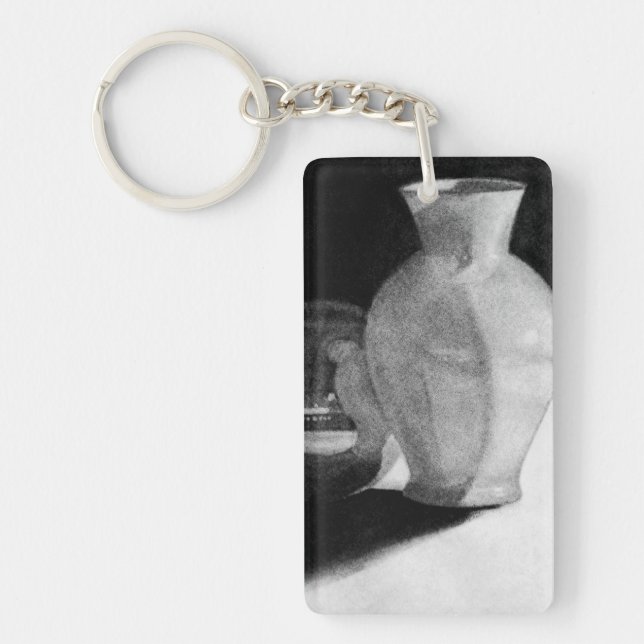 Vase with Sphere Key Ring (Front)