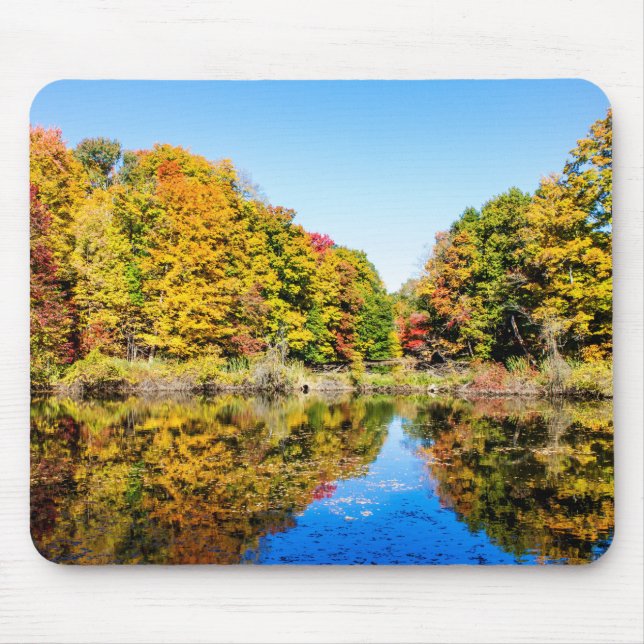 Vassar Farms Pond Mouse Mat (Front)