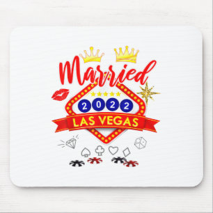 Vegas Bachelor Party Married In Vegas Groom Bride  Mouse Mat