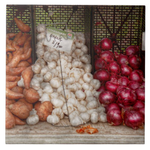 Vegetable - Sweet potatoes, Garlic, and Onions Tile