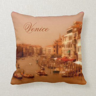 Venice Cushion