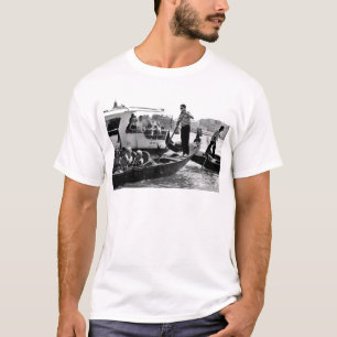 VENICE GONDOLIERS IN BLACK AND WHITE T-Shirt