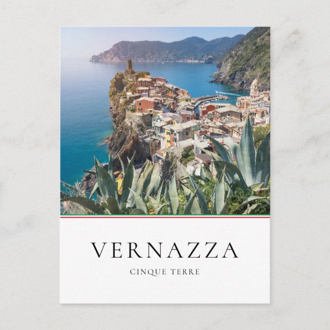 Vernazza town in the Cinque Terre, Italy Postcard (Front)
