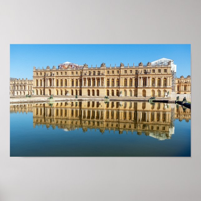 Versailles palace and reflection in a pond poster (Front)