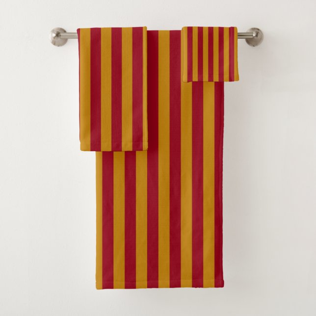 Vertical Garnet and Gold Stripes Bath Towel Set (Insitu)