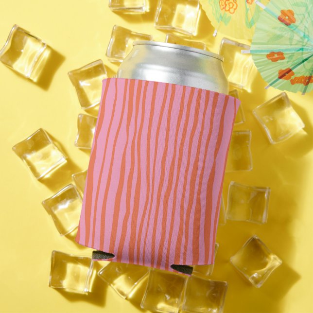 Vertical retro wavy lines - pastel orange and pink can cooler (In Situ Summer)