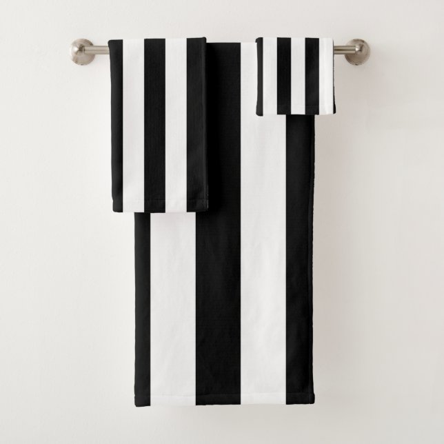 Vertical Stripes Black And White Striped Bath Towel Set (Insitu)