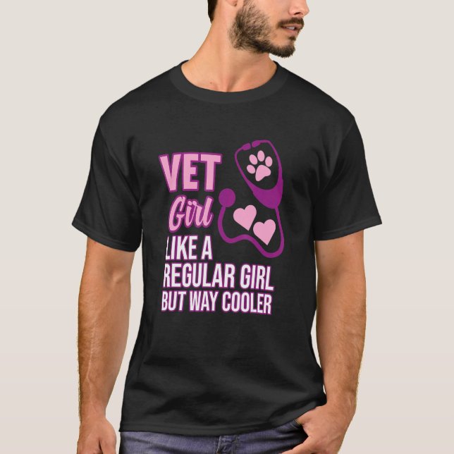 Vet Girl Veterinarian Veterinary Doctor Animal   G T-Shirt (Front)