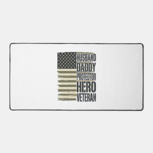 Veteran Husband Daddy Protector Hero Flag Shirt De Desk Mat