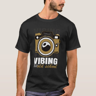 Vibing Like Retro School Cheerful Photography Illu T-Shirt