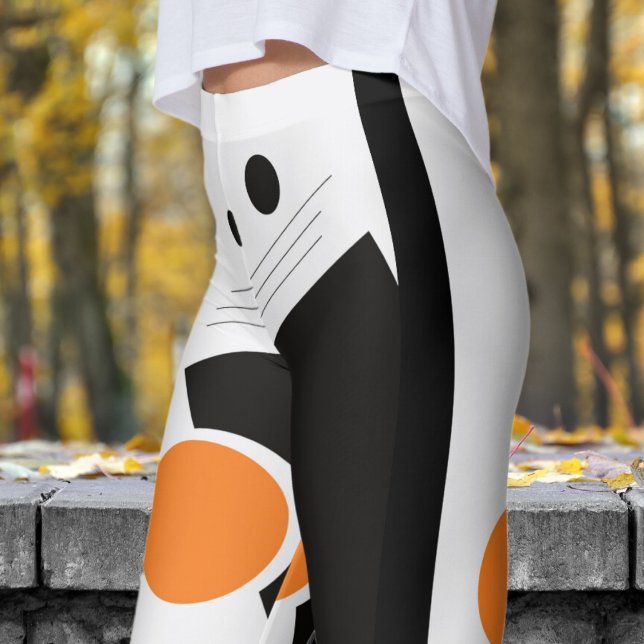 Vibrant Black and White Abstract Pattern Leggings (Abstract )