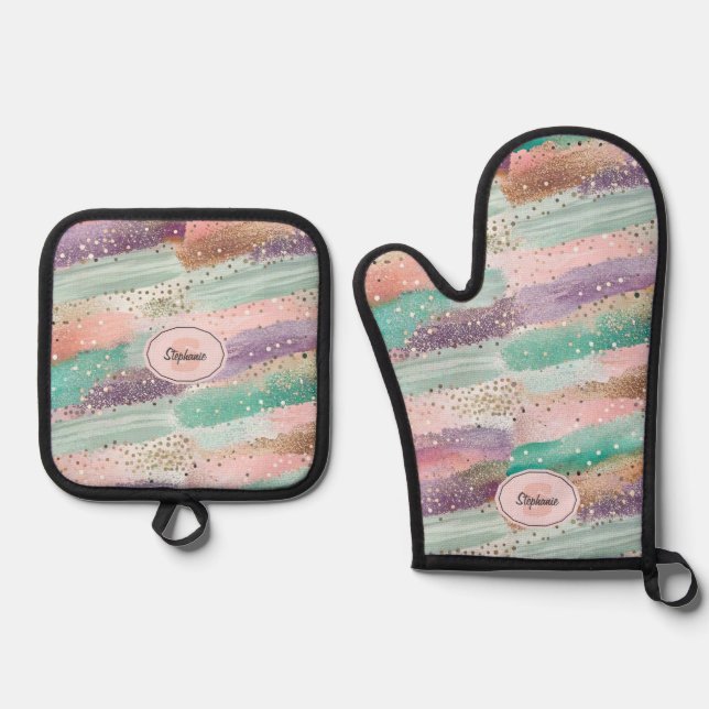 Vibrant Diagonal Brushstroke Pattern (2) Oven Mitt & Pot Holder Set (Front)
