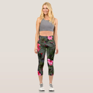 Vibrant Pink New Guinea Impatiens Flowers Pattern Capri Leggings