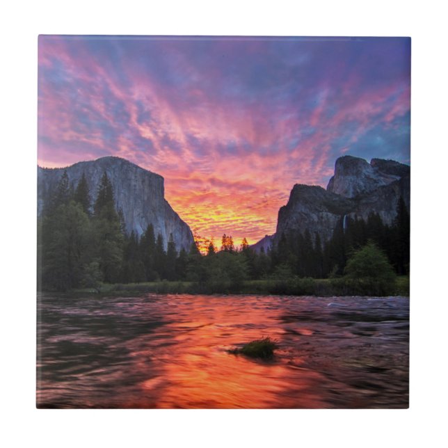 Vibrant Sky | Yosemite Valley Tile (Front)