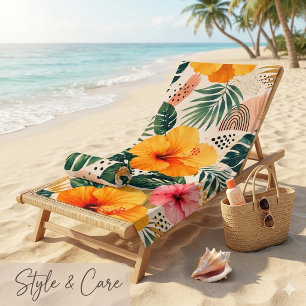 Vibrant Tropical Hibiscus Floral Seamless Pattern Beach Towel