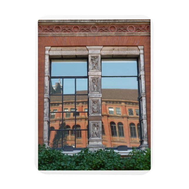 Victoria and Albert Museum, London Magnet (Vertical)