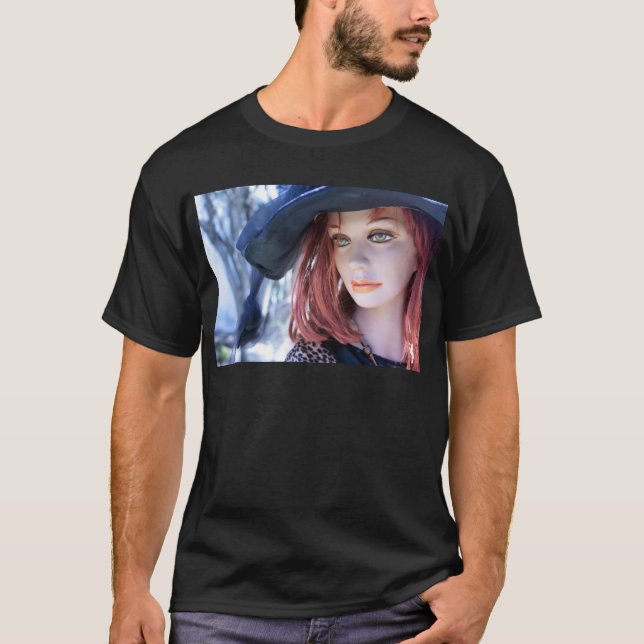 Victoria T-Shirt (Front)