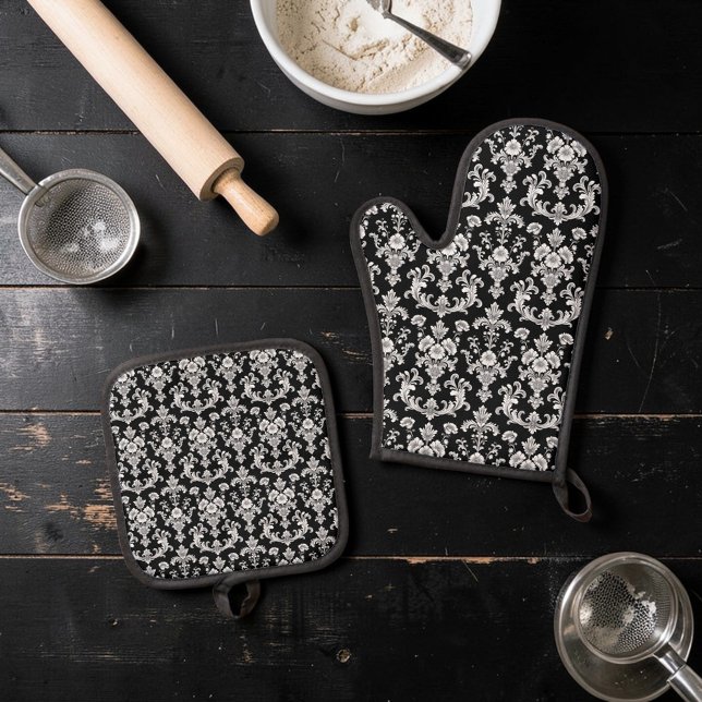 Victorian Black and White Damask Pattern Oven Mitt & Pot Holder Set (Creator Uploaded)