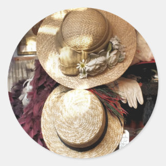 VICTORIAN ENGLAND CLASSIC ROUND STICKER