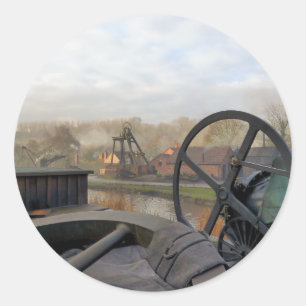 VICTORIAN ENGLAND CLASSIC ROUND STICKER