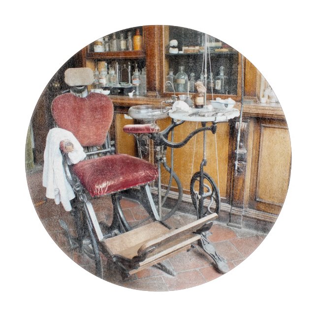 VICTORIAN ENGLAND CUTTING BOARD (Front)