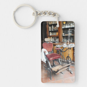 VICTORIAN ENGLAND KEY RING