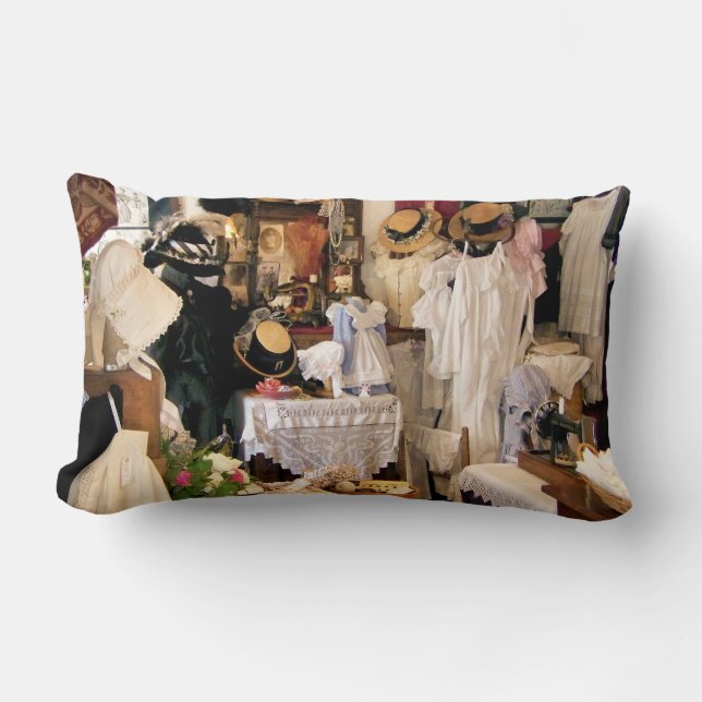 VICTORIAN ENGLAND LUMBAR CUSHION (Front)