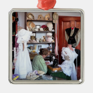 VICTORIAN ENGLAND METAL TREE DECORATION