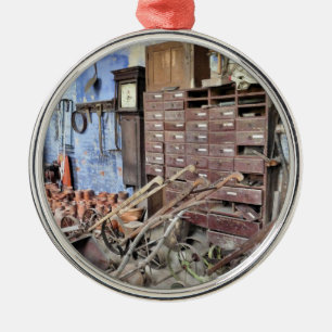 VICTORIAN ENGLAND METAL TREE DECORATION