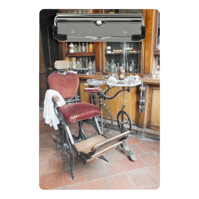 VICTORIAN ENGLAND MINI CLIPBOARD (Front)