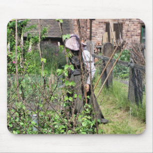 VICTORIAN ENGLAND MOUSE MAT