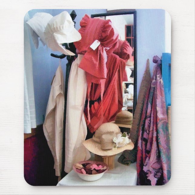 VICTORIAN ENGLAND MOUSE MAT (Front)