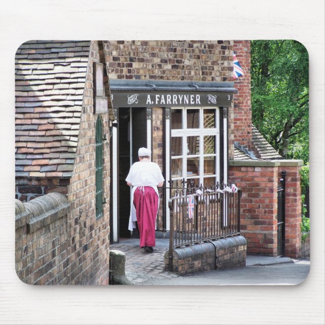 VICTORIAN ENGLAND MOUSE MAT (Front)