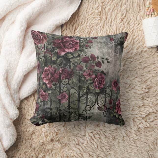 Victorian Gothic Garden Roses Pattern Cushion (Blanket)