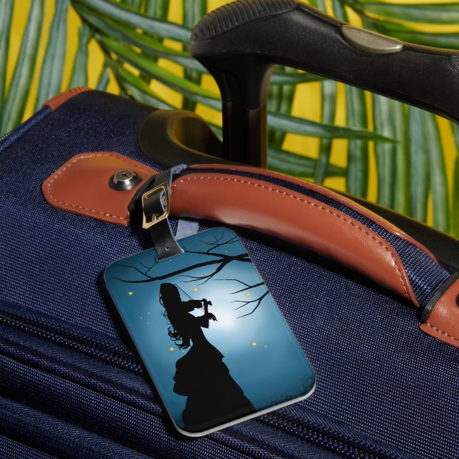 Victorian lady playing a violin luggage tag (Front Insitu 1)