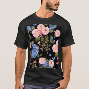 Victorian pink roses bouquet. T-Shirt
