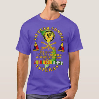 Vietnam Combat Veteran 2nd Squadron 1st Cav Regt 2 T-Shirt