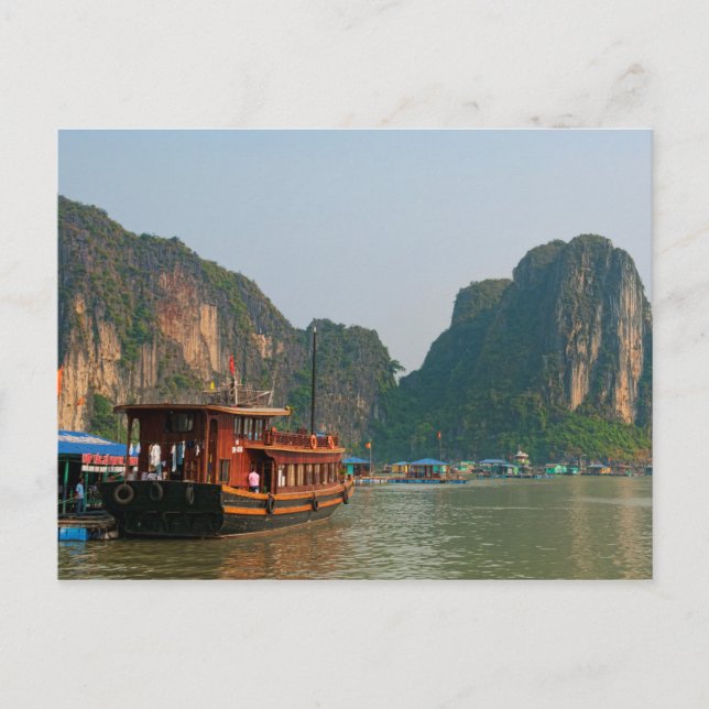 Vietnam, Ha Long Bay Postcard (Front)