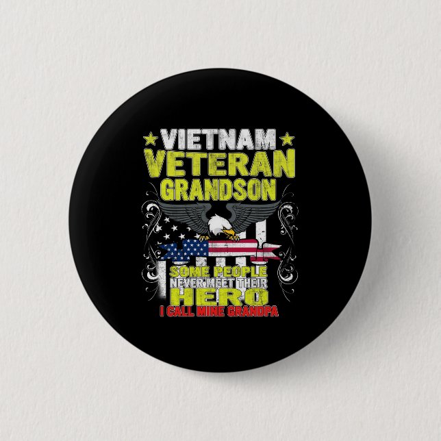 vietnam veteran grandson 6 cm round badge (Front)