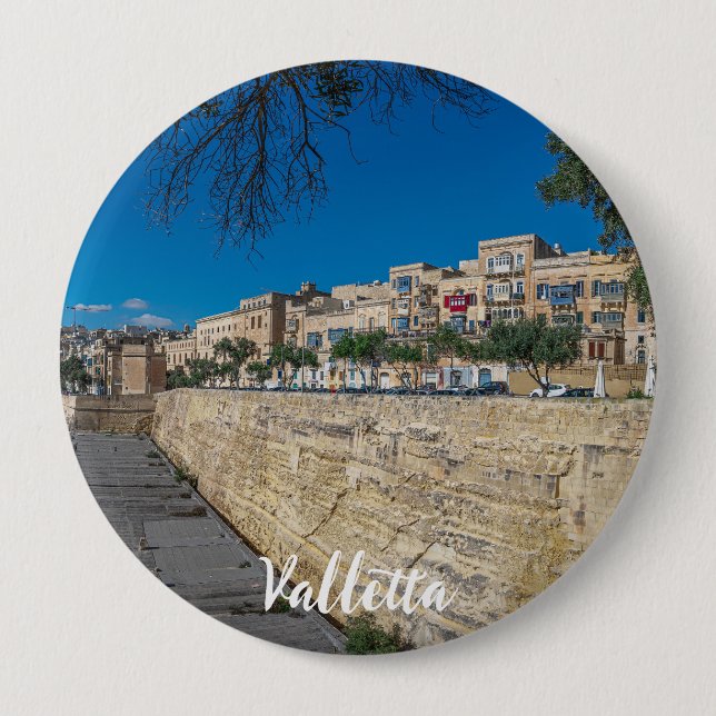 View of city wall and harbour in Valletta 10 Cm Round Badge (Front)