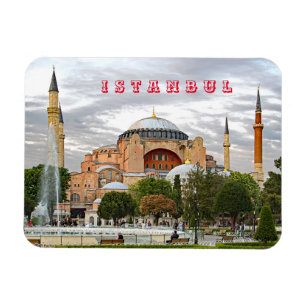 View of Hagia Sophia. (Hagia Sophia Museum). Magnet