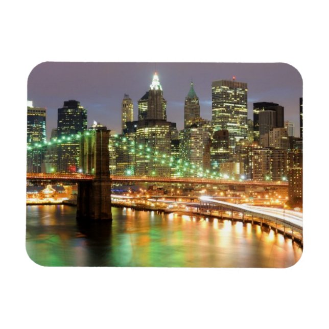 View of Lower Manhattan and the Brooklyn Bridge Magnet (Horizontal)