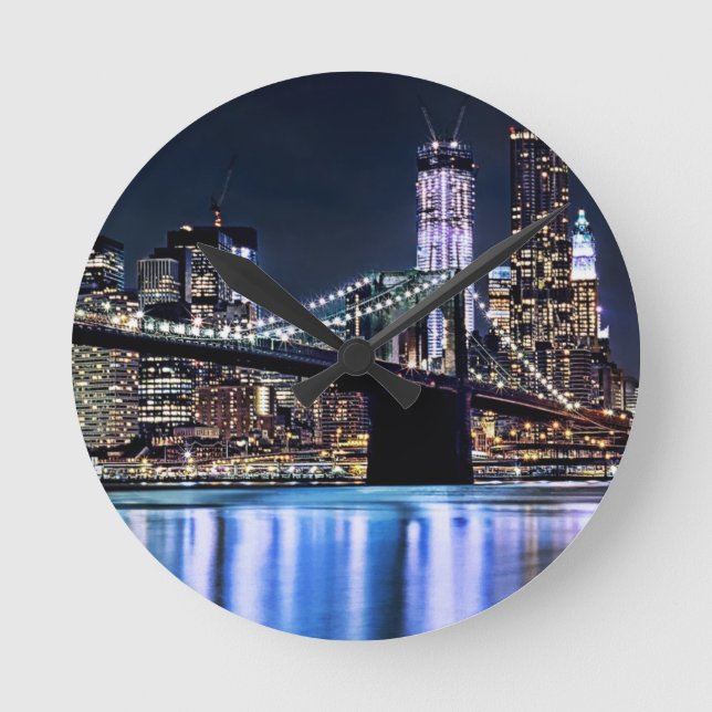 View of New York's Brooklyn bridge reflection Round Clock (Front)