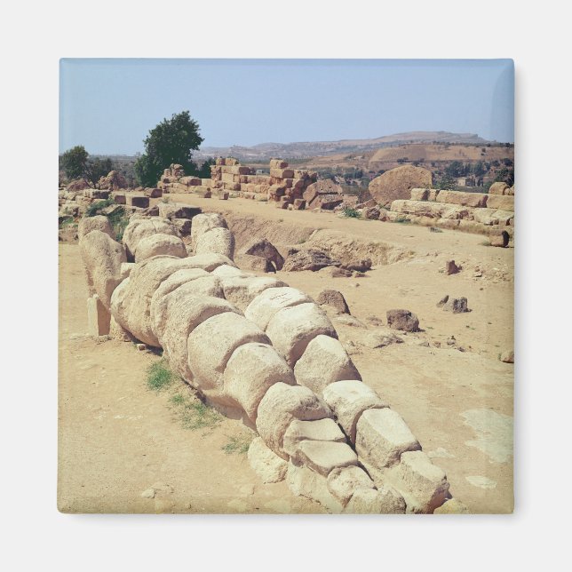 View of one of the giant Telemon statues Magnet (Front)