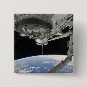 View of Space Shuttle Discovery 15 Cm Square Badge